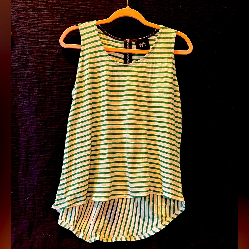 W5 Size M Green and cream striped tank